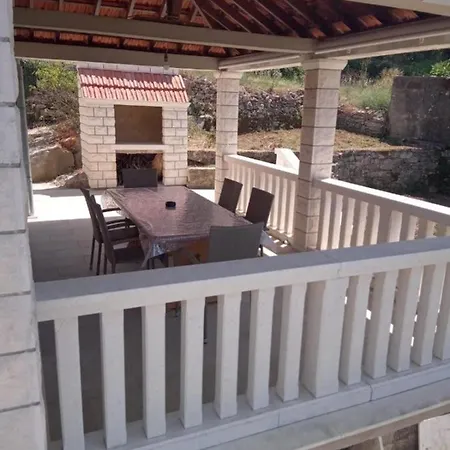 度假居 House Ule 2 Zrnovo
