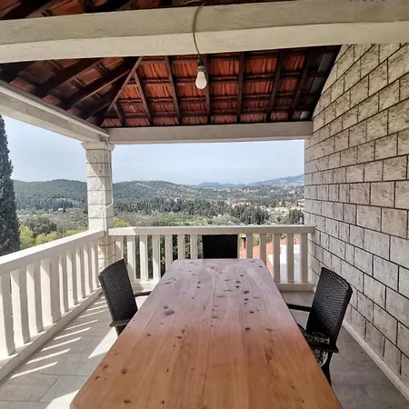 House Ule 2 Дом отдыха Zrnovo